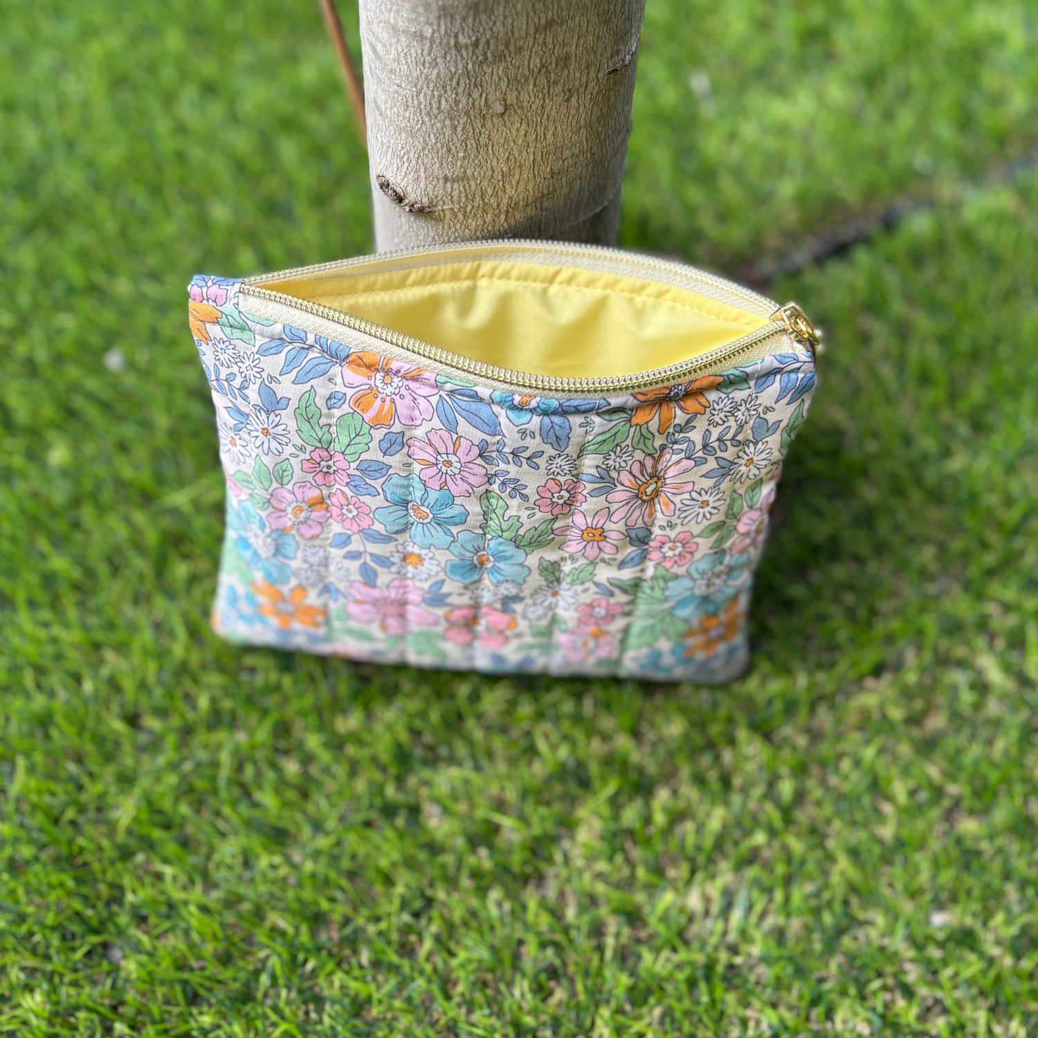 Zipper Pouch Medium