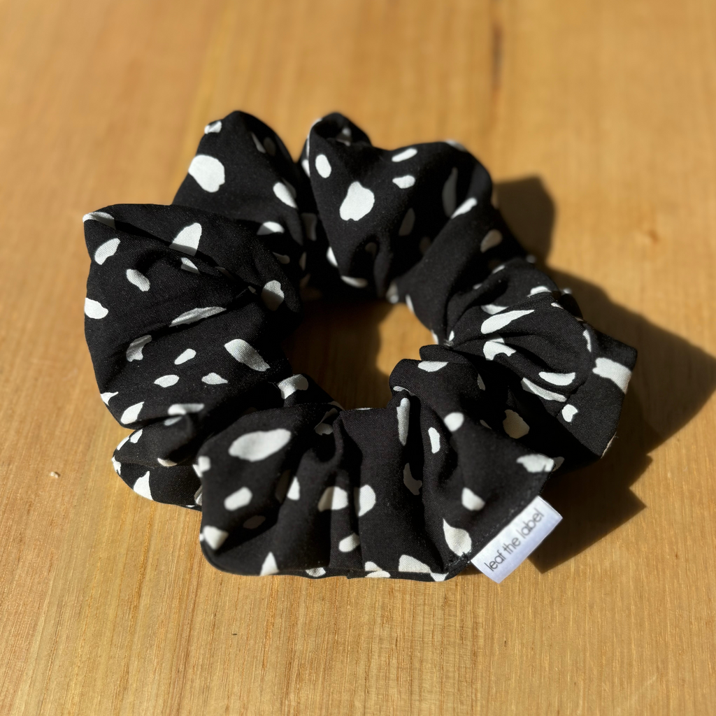 Leopard Print (Black)