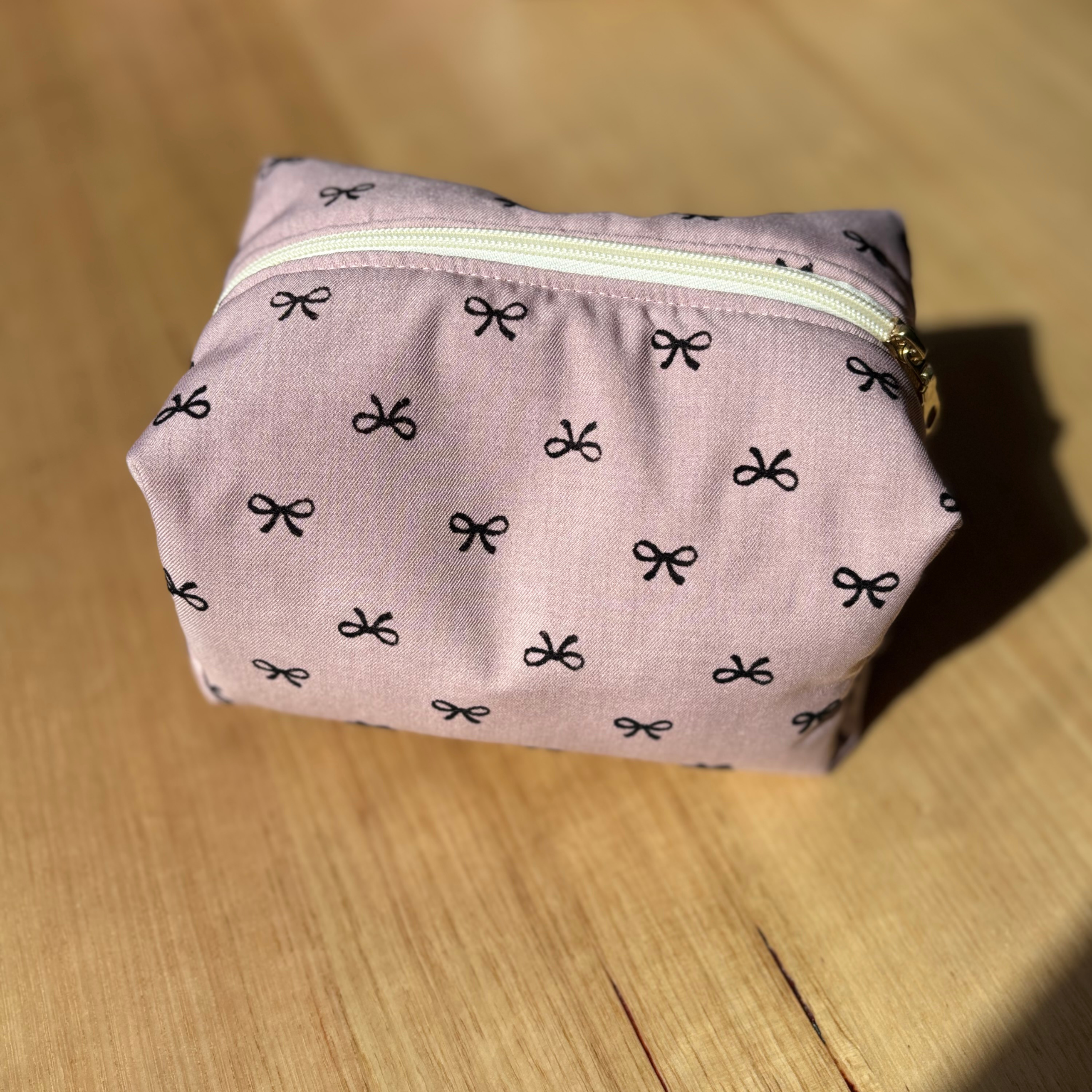 Carry-All Bag Mini Bow