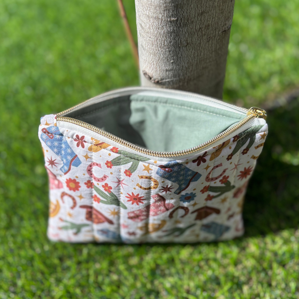 Zipper Pouch Medium